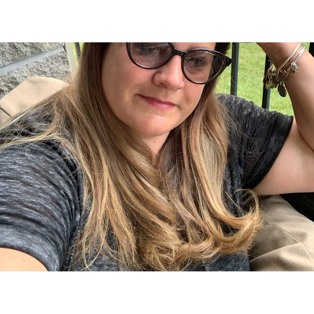 Meet your Posher, LeeAndra